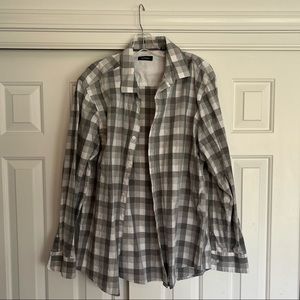 Mens long sleeve casual dress shirt by Alfani. Gray and white plaid, size XL.